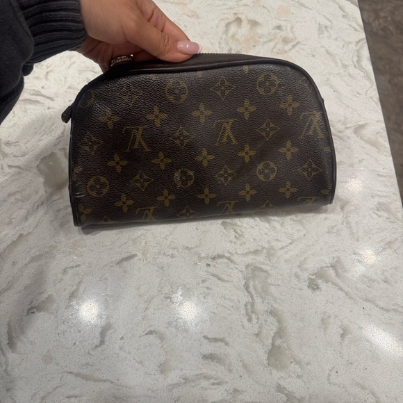 Louis Vuitton Brown Monogram Toiletry Bag - Picture 6 of 9